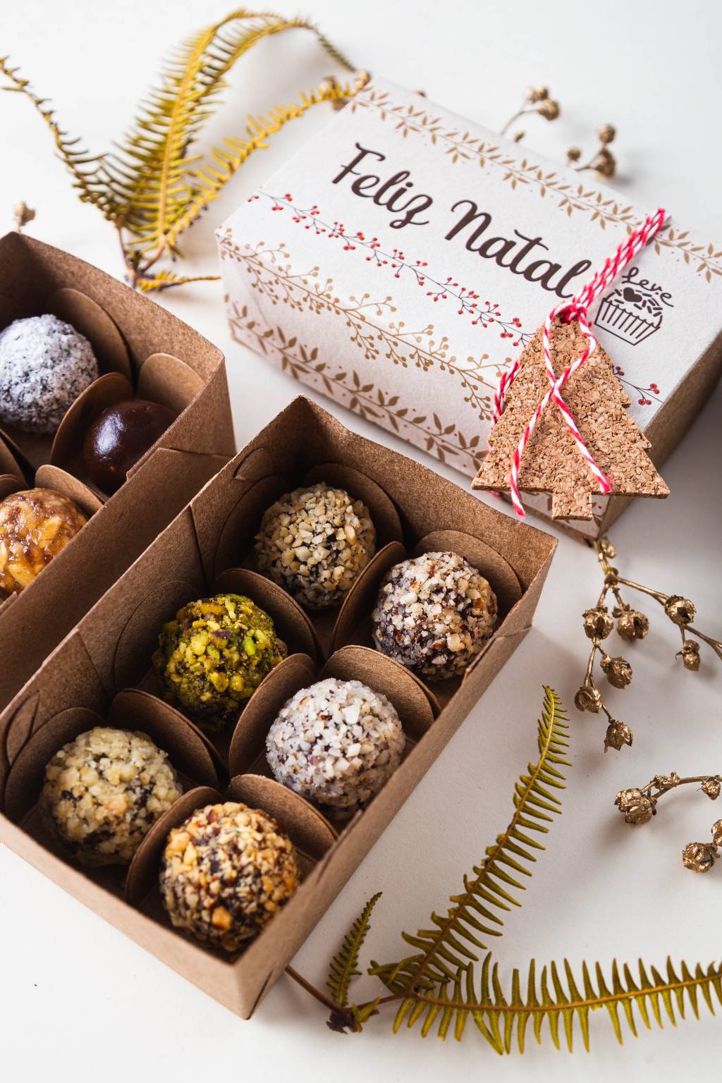 LEVe Brigaderia Natural_crédito Carol Oliveira (13) Leve: kits de brigadeiros veganos e de tâmaras para um Natal suave