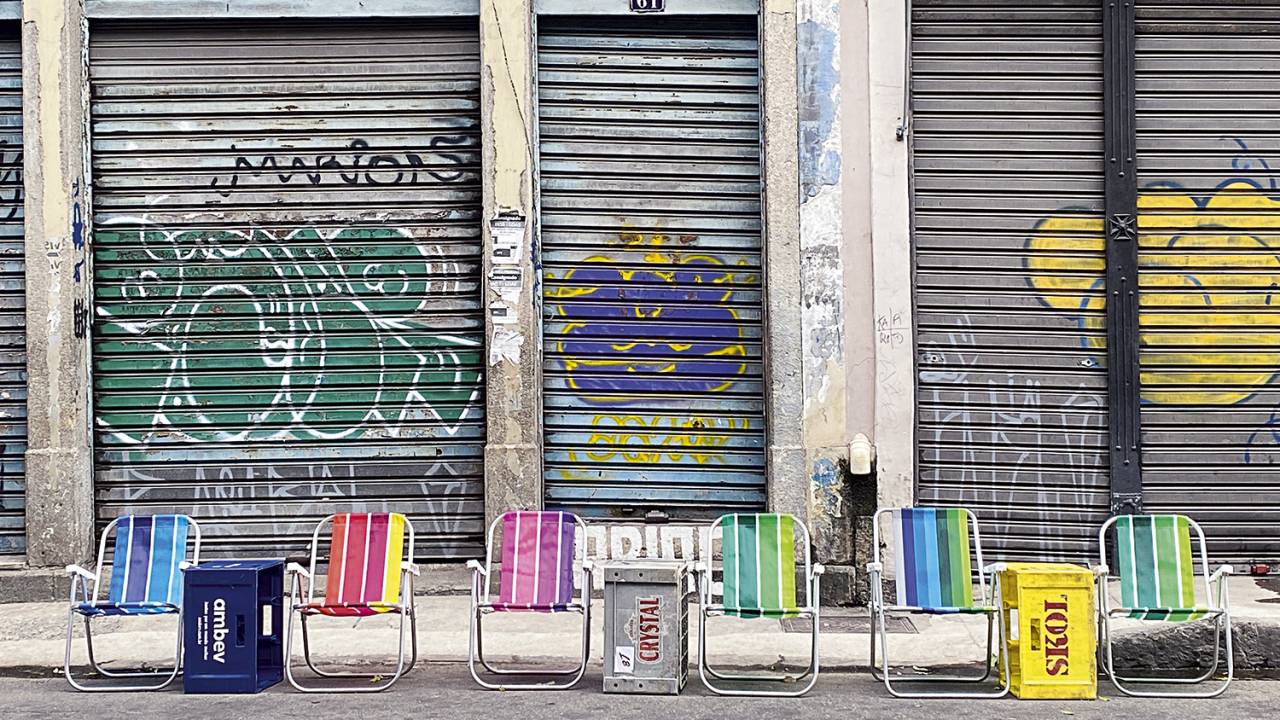 Começo ao acaso no Labuta: primeiras cadeiras trazidas por clientes -