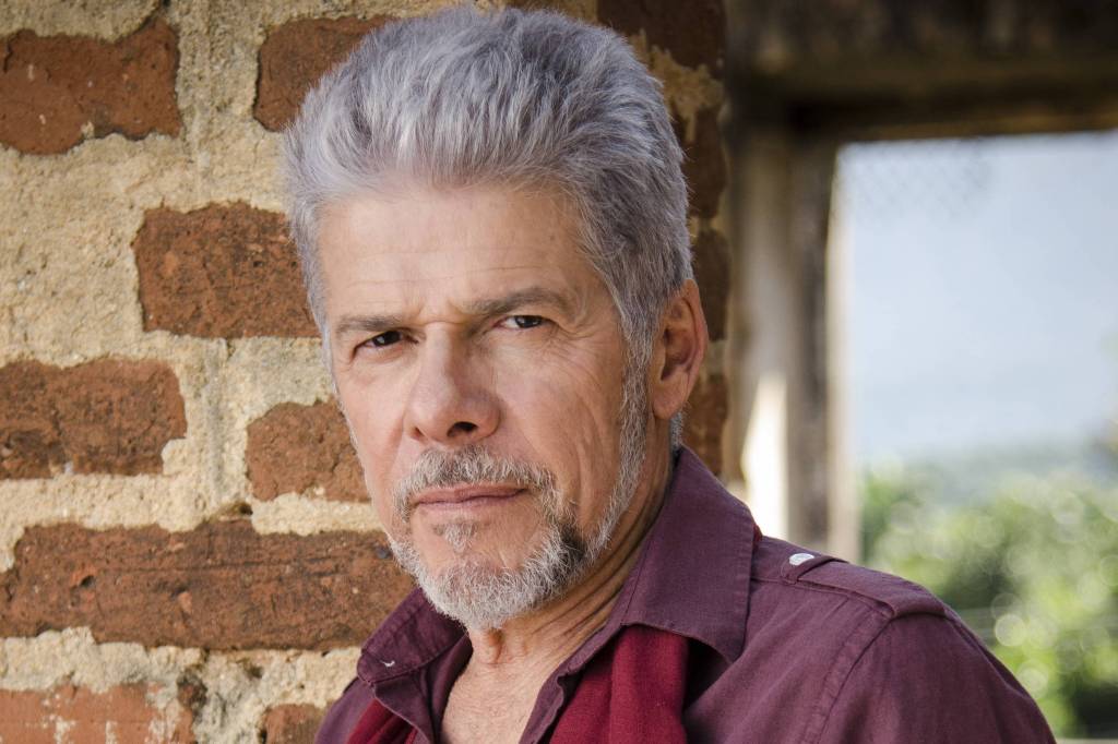 A mensagem publicada pelo ator José Mayer, após 10 dias em hospital do Rio