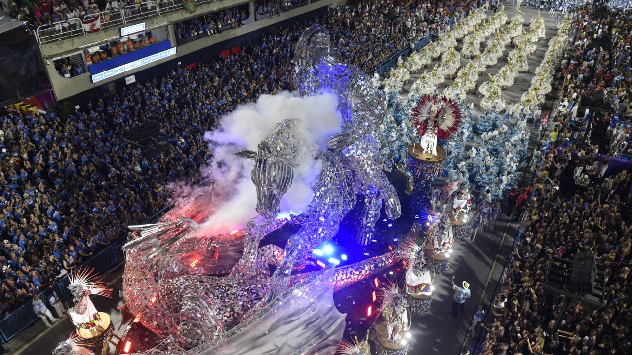 foto mostra desfile na Sapucaí da Vila Isabel