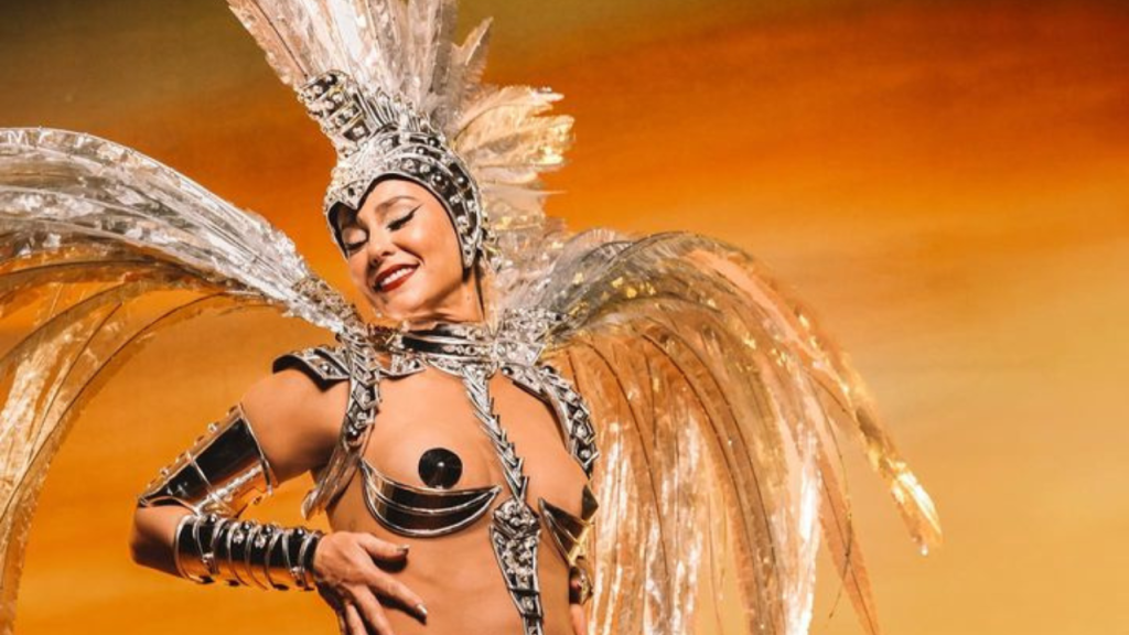 “Homenageei Zeca bebendo cerveja durante o desfile”, diz Paolla Oliveira