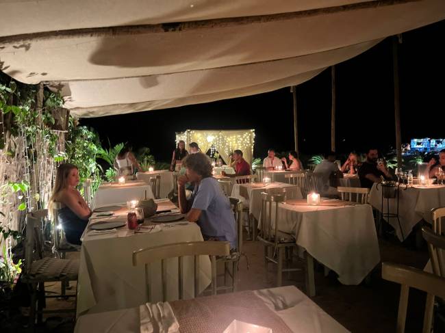 onde comer em Jeri: restaurante La Plage: ótima comida e clima delicioso