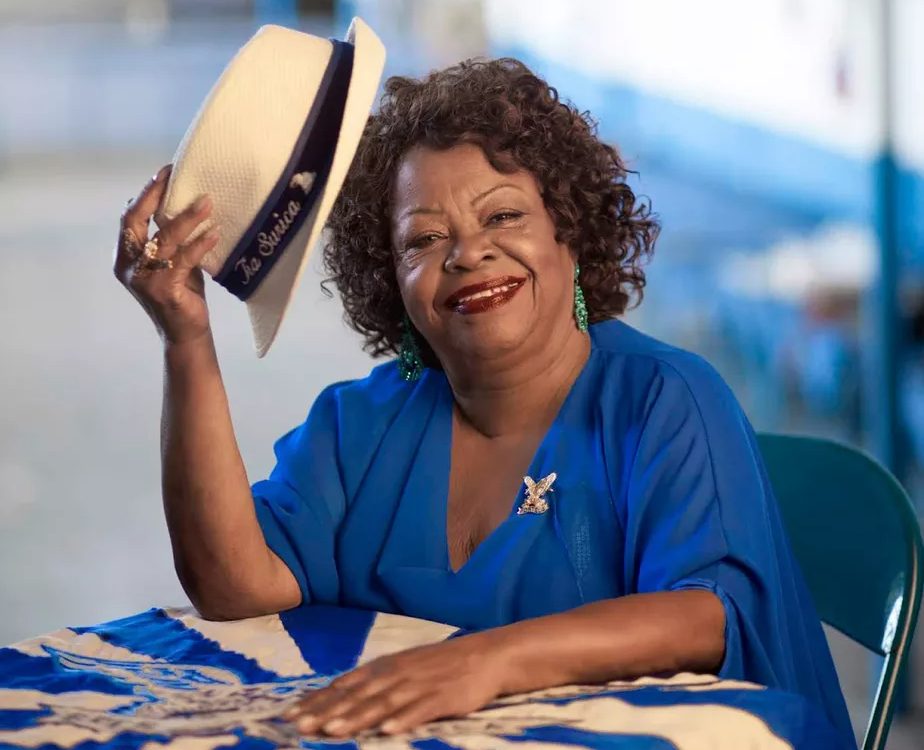 Os destaques da Fliportela, festa literária que ocupa a quadra da escola