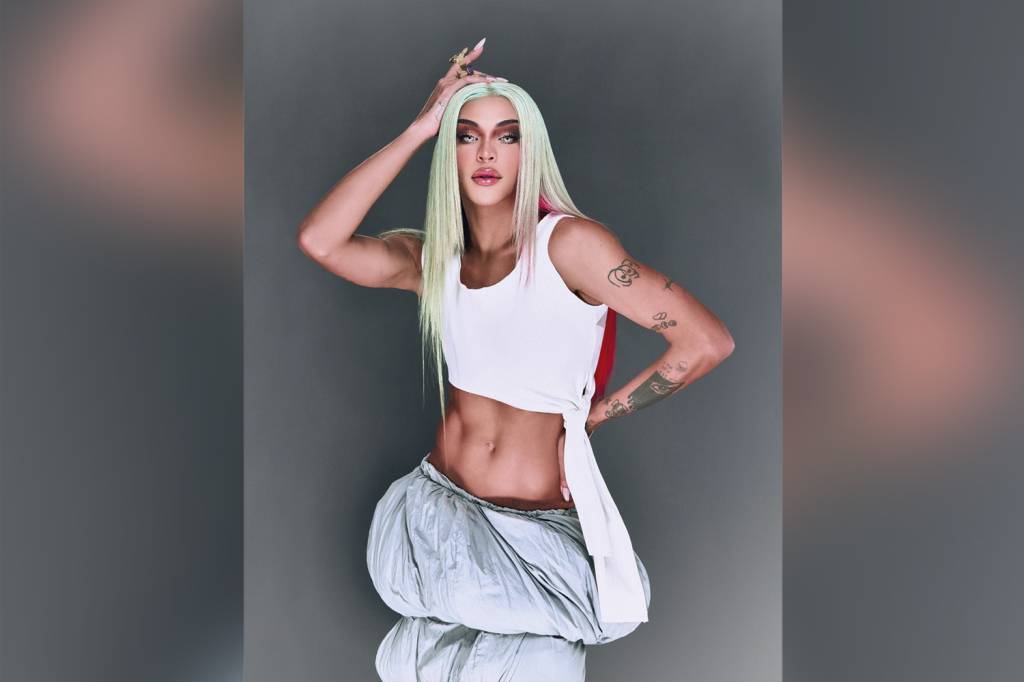 “Quero mais é sair pra noitada e beijar na boca”, diz Pabllo Vittar