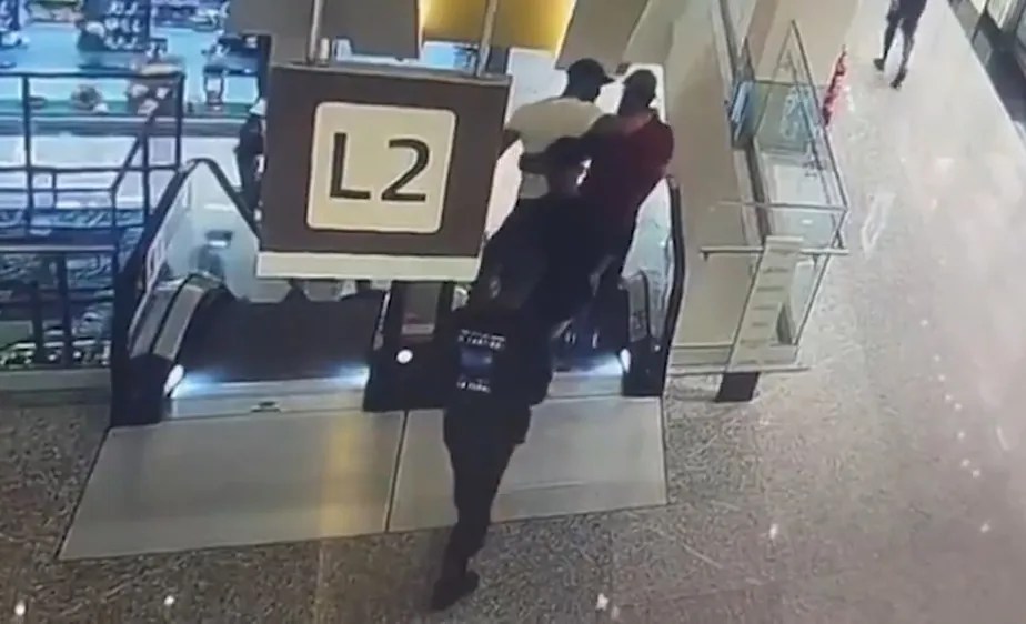 Assassinato em shopping: suspeito que abraçou e atirou em homem é preso