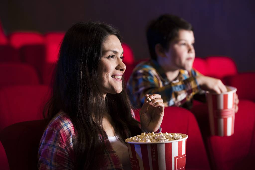 Dia das Mães: você leva sua mãe ao cinema e o ingresso dela sai de graça