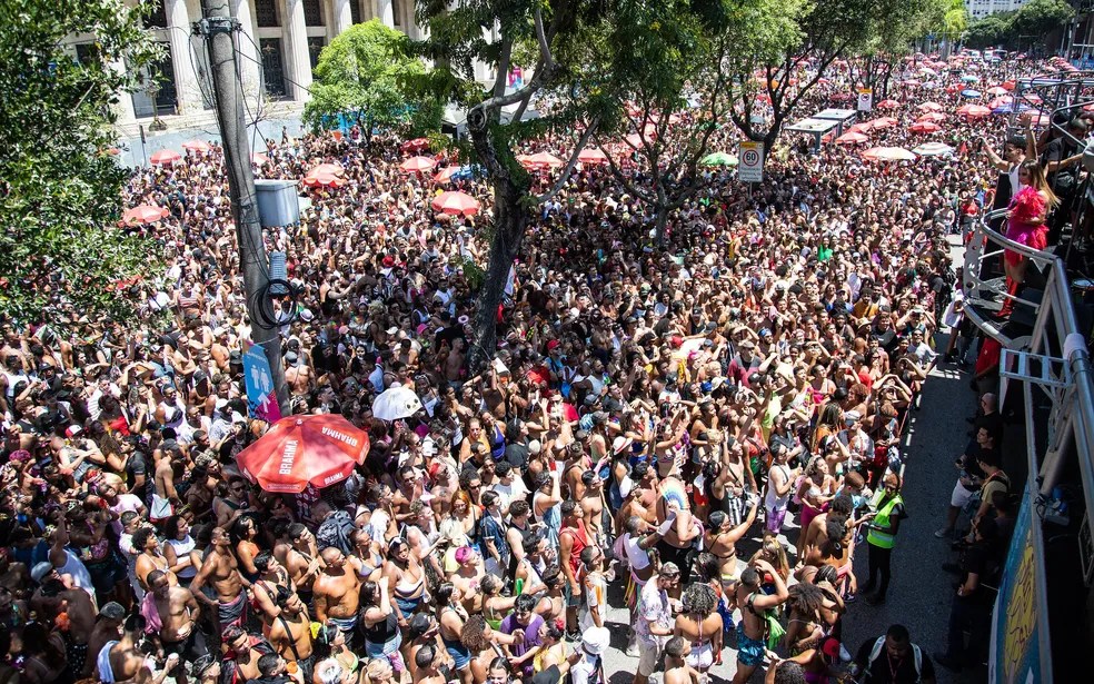Bloco da Lexa em desfile no carnaval de 2023 Divulgação Fernando Maia Riotur