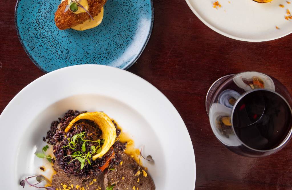 Em sintonia: Casa Milà e A Marisqueira promovem jantares harmonizados