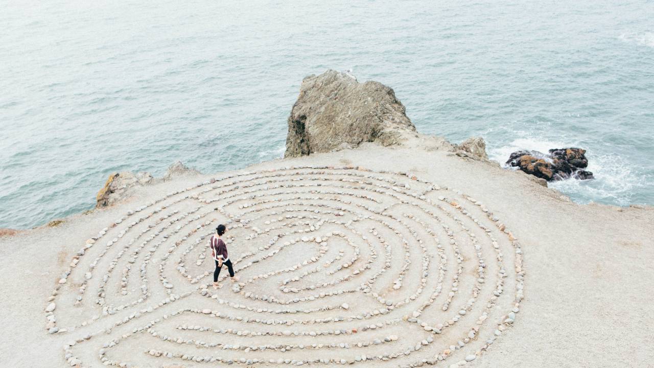 Como a meditação ajuda em novos recomeços