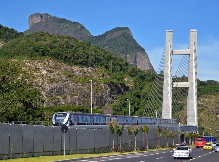 metro-rio-estacao-jardim-oceanico-barra