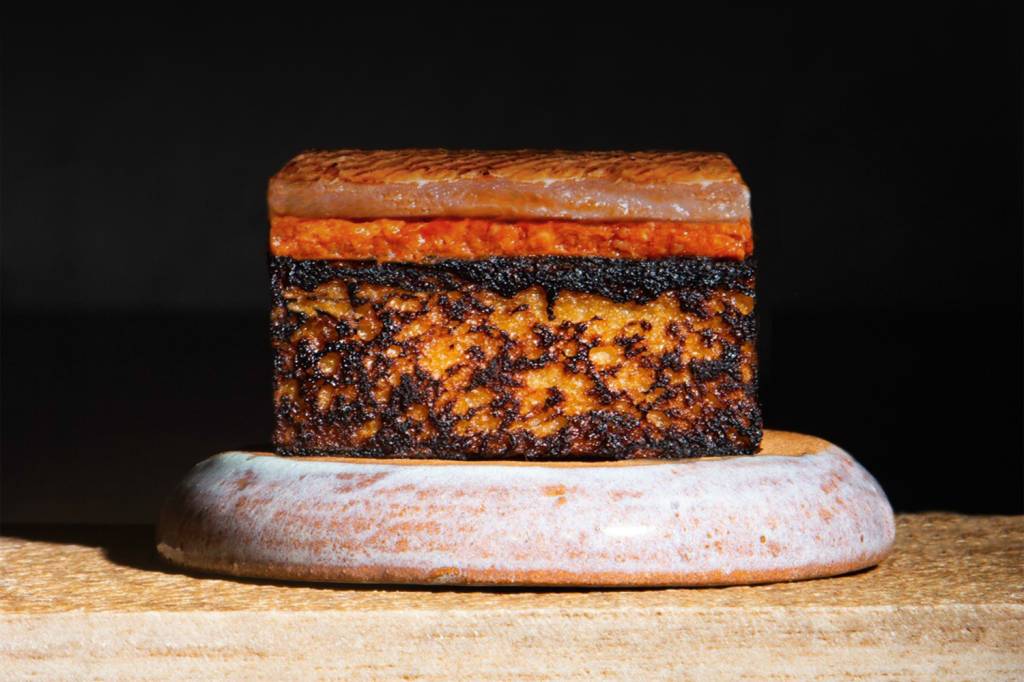 Trilha-defumada,-brioche-e-n¿duja.jpg NITERÓI: Amana