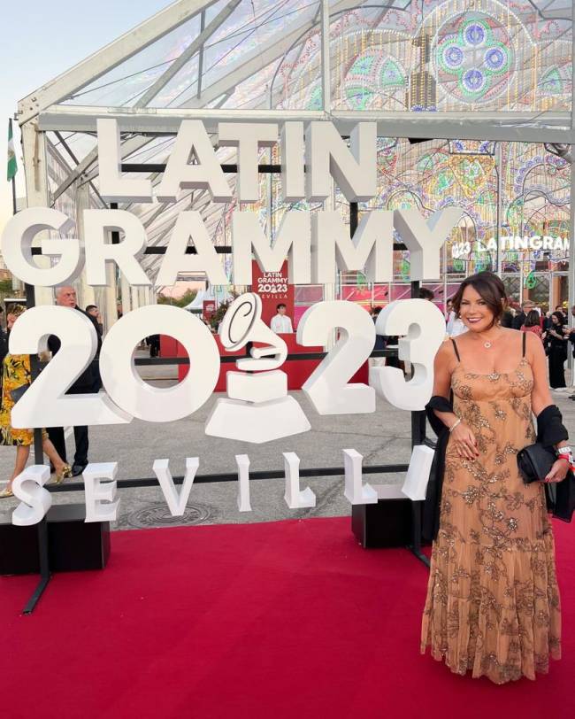 Renata Araújo no Person of the Year, no Grammy Latino em Sevilha Renata Araújo no Person of the Year, no Grammy Latino em Sevilha