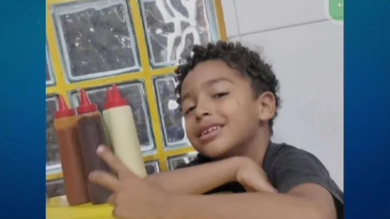 Ossada encontrada na Praia da Barra não pertence a corpo humano, diz IML