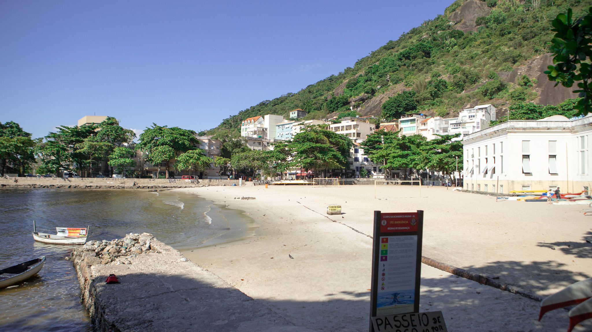 Praia da Urca vai receber mutirão de limpeza. Saiba como participar