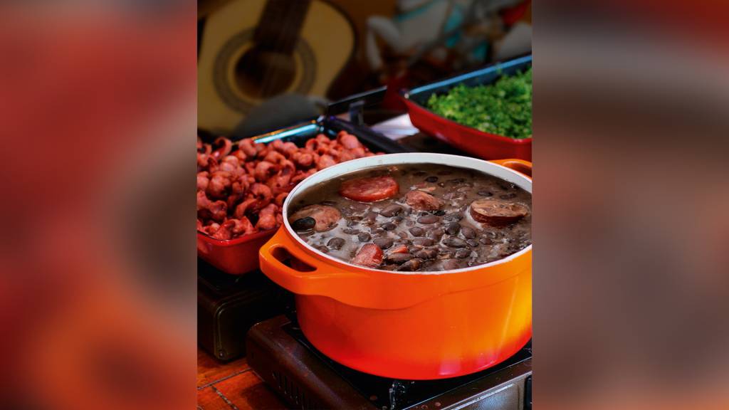 Bar do Zeca Pagodinho chega ao NorteShopping com bufê de feijoada