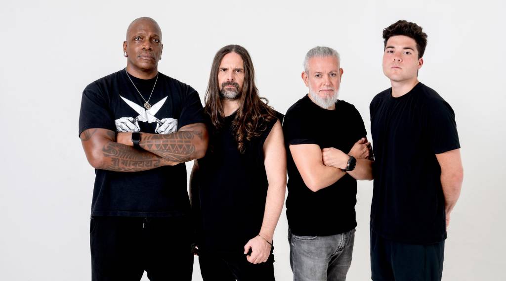 Sepultura anuncia show no Rio em turnê de despedida