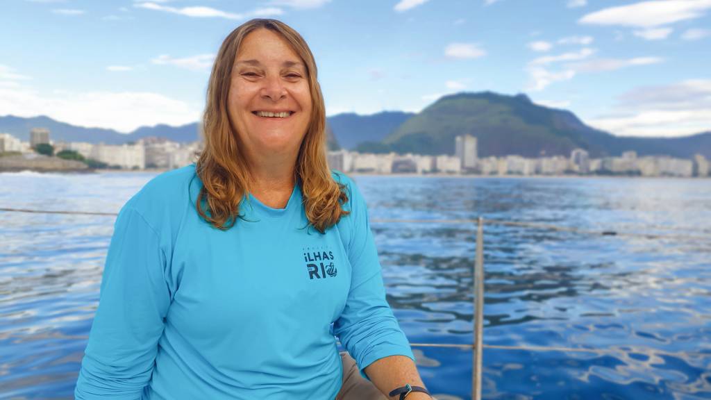 Carioca Nota 10: bióloga Liliane Lodi monitora jubartes pelo Rio