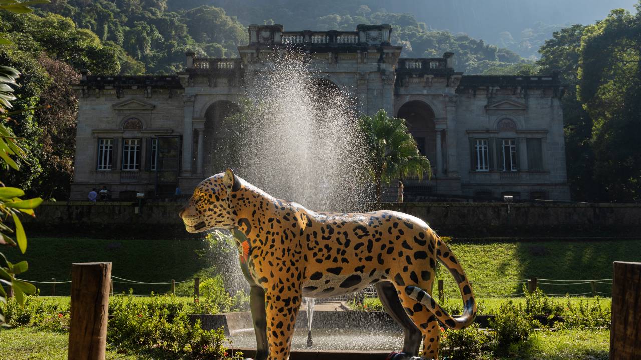 jaguar-parade-parque-lage