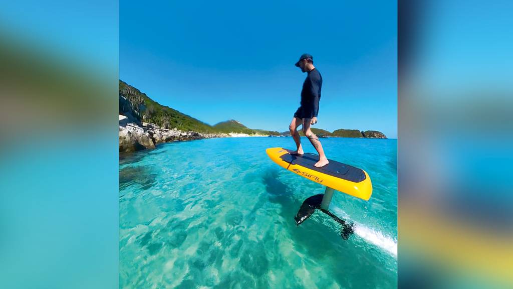 Como funcionam as novas pranchas que flutuam sobre as águas da Barra