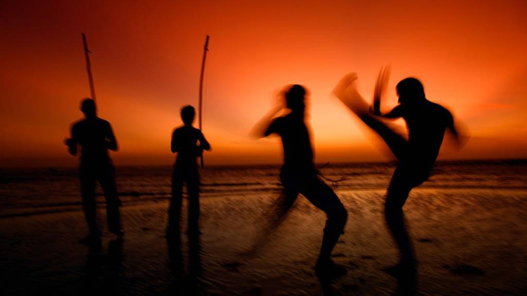Documentário mostra a capoeira como agente de transformação