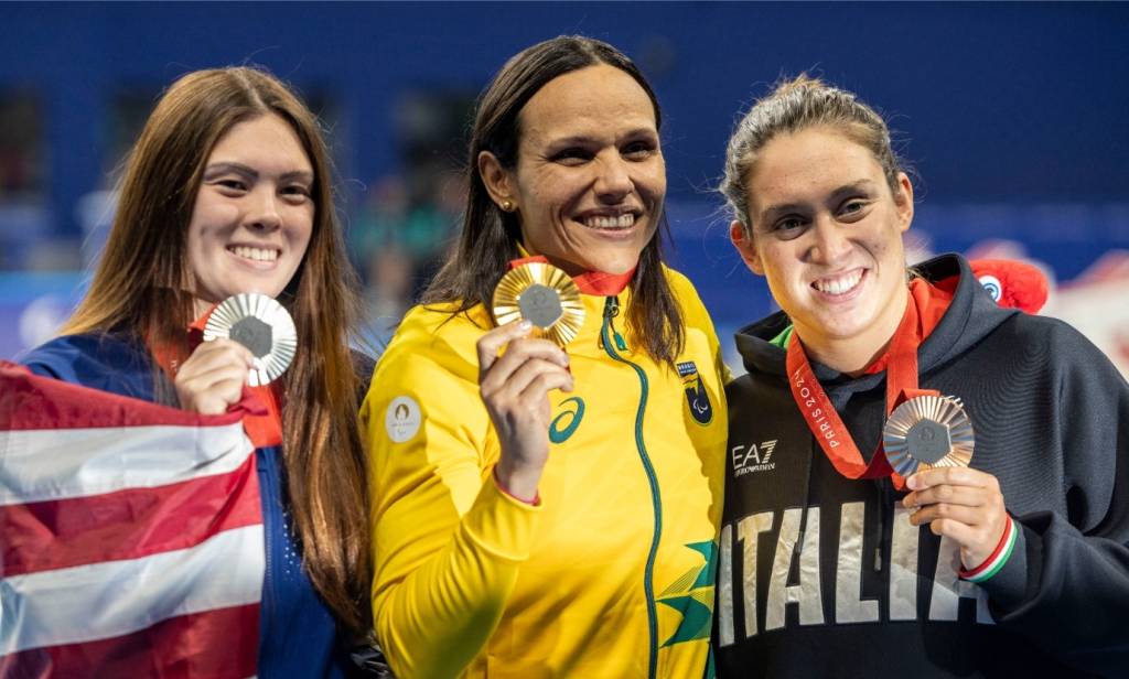 Carol Santiago se torna a brasileira com mais ouros em Jogos Paralímpicos
