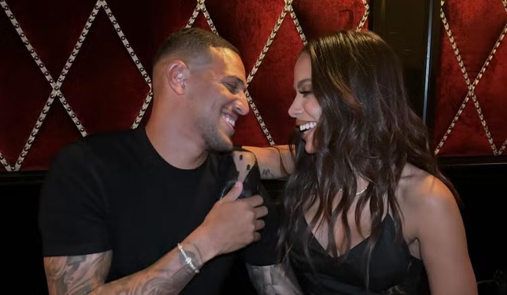 Quem é Vinicius Souza, jogador de futebol que é o novo namorado de Anitta