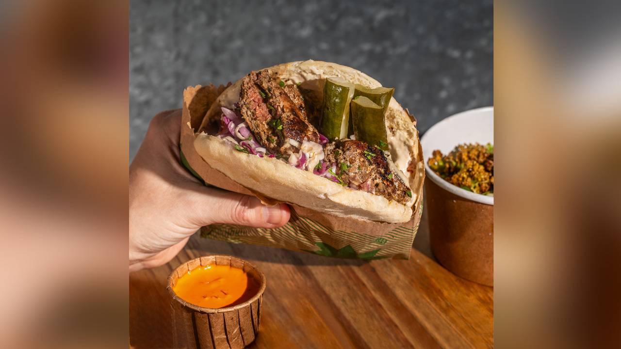 Bom, farto e barato: kebab de origem sai a R$ 27,90