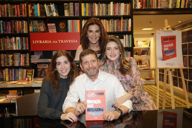 Gabriela Niskier, Celso Niskier, Andrea Niskier e Giovanna Niskier Saadia