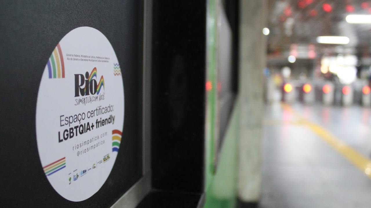Rio Simpatiza com Você é guia de turismo LGBTQIA+ na cidade