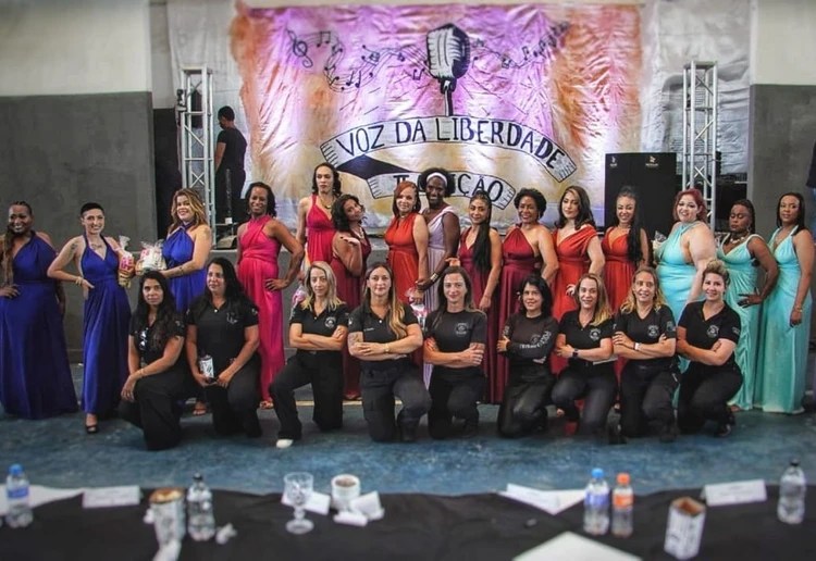 Pastora Flordelis chega à final, mas perde concurso musical em presídio