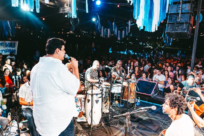 Fervos no Rio: fim de semana tem Samba do Chanchada, BloQueen e Brazooka