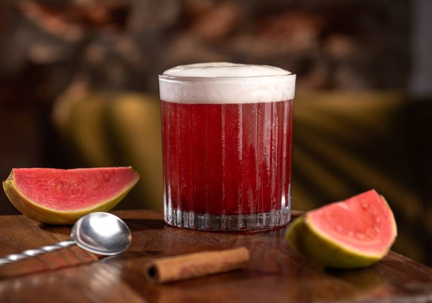 Áriz: drinque novo tem goiaba e geleia caseira de morango na receita