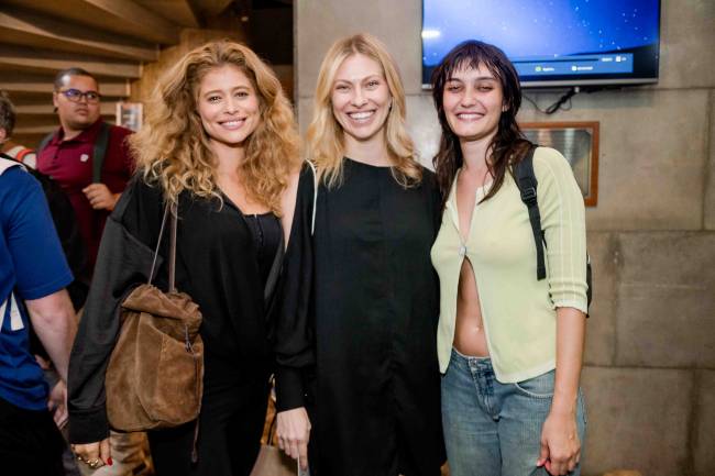 Isadora Cruz, Lana Rhodes e Nina Tomsic