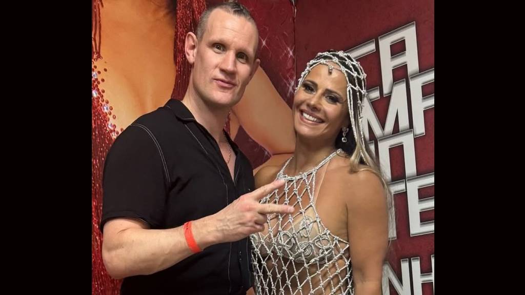 Ator britânico Matt Smith (Daemon Targaryen) já pode pedir CPF carioca