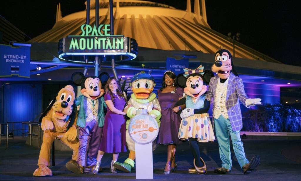 50 anos da atração: Conheça curiosidades da Space Mountain
