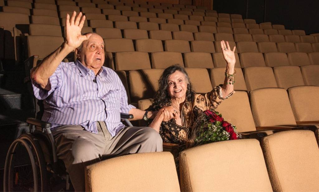 Rosamaria Murtinho e Mauro Mendonça serão homenageados em teatro