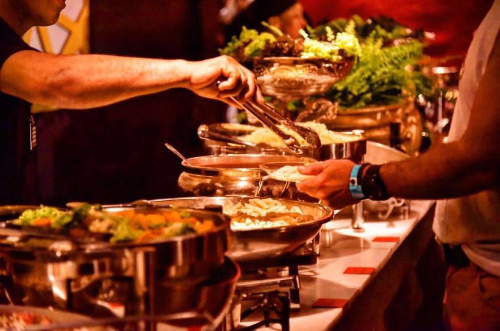 Gastronomia, por Bruno Calixto: R$ 3 mil em baile ou R$ 6 mil em camarote?