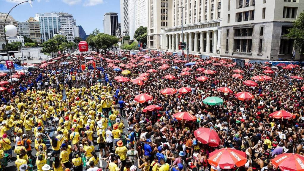 Carnaval com segurança! Quais são os golpes mais comuns nos blocos de rua?
