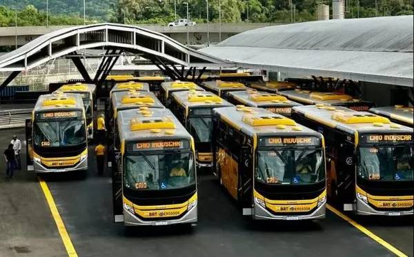 Greve de ônibus: nova reunião termina sem acordo e rodoviários podem parar