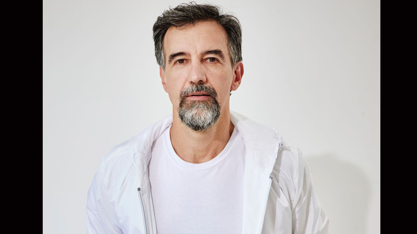 Charles Fricks (ator): “Tive o prazer de atuar como Fernando Gasparian”