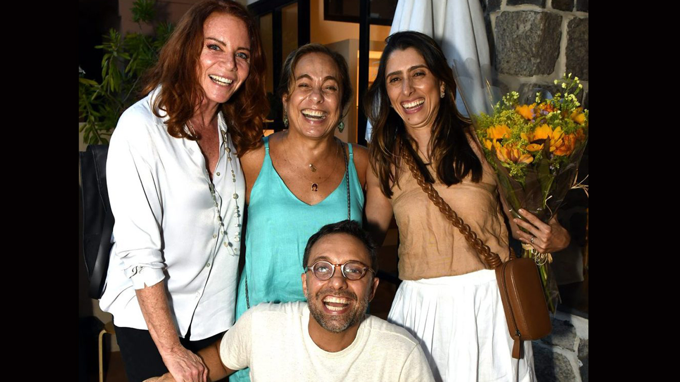 Casa Ocre, no Horto, inaugura a mostra “Entrelaçadas”: poesia e bordados