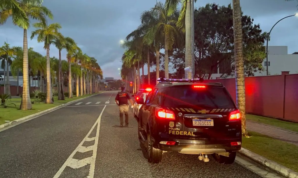 Suspeito de traficar 2 mil fuzis de Miami para o Rio é identificado