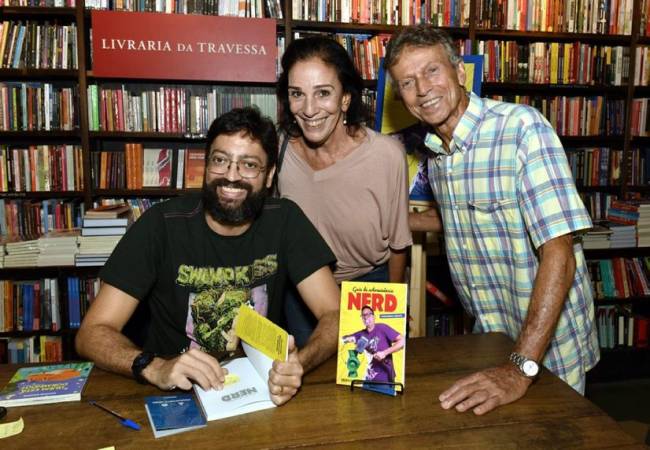 _DSC7487 - Fernando Caruso , Alicinha Silveira e Marco Rodrigues - LIVRO FERNANDO CARUSO - ABRIL 22025 - CG