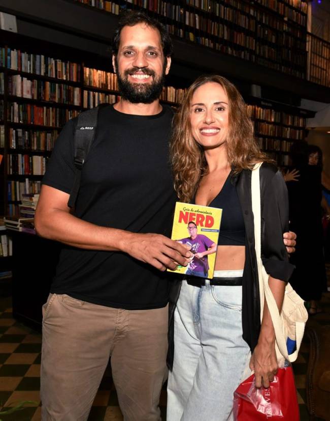 _DSC7514 Gustavo Areal e Daniele Castro - Livro FERNANDO CARUSO - ABRIL 2025 - CG