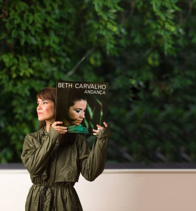 Legado: filha de Beth Carvalho, Luana relançou o primeiro disco da mãe