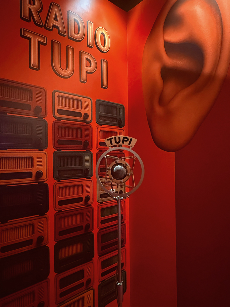 Dose dupla: Janete Clair e Assis Chateaubriand em cena no MIS