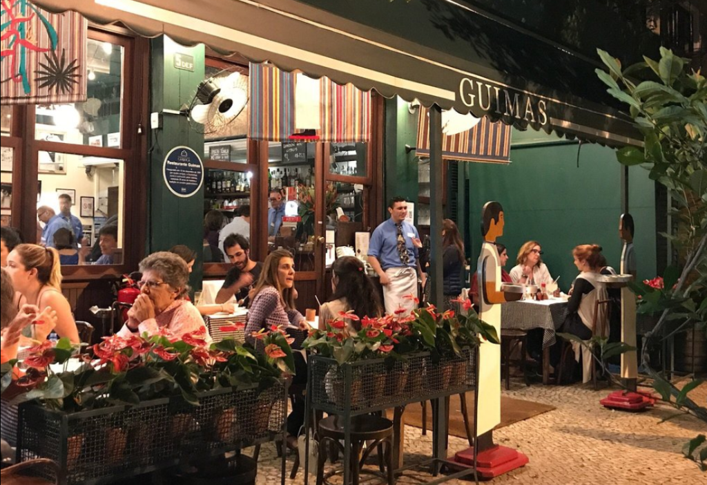 “Feirão dos usáveis”: BG às quartas é quase um Tinder ao vivo para os 40+