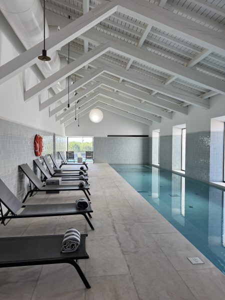 Piscina aquecida no SPA do hotel do Alentejo