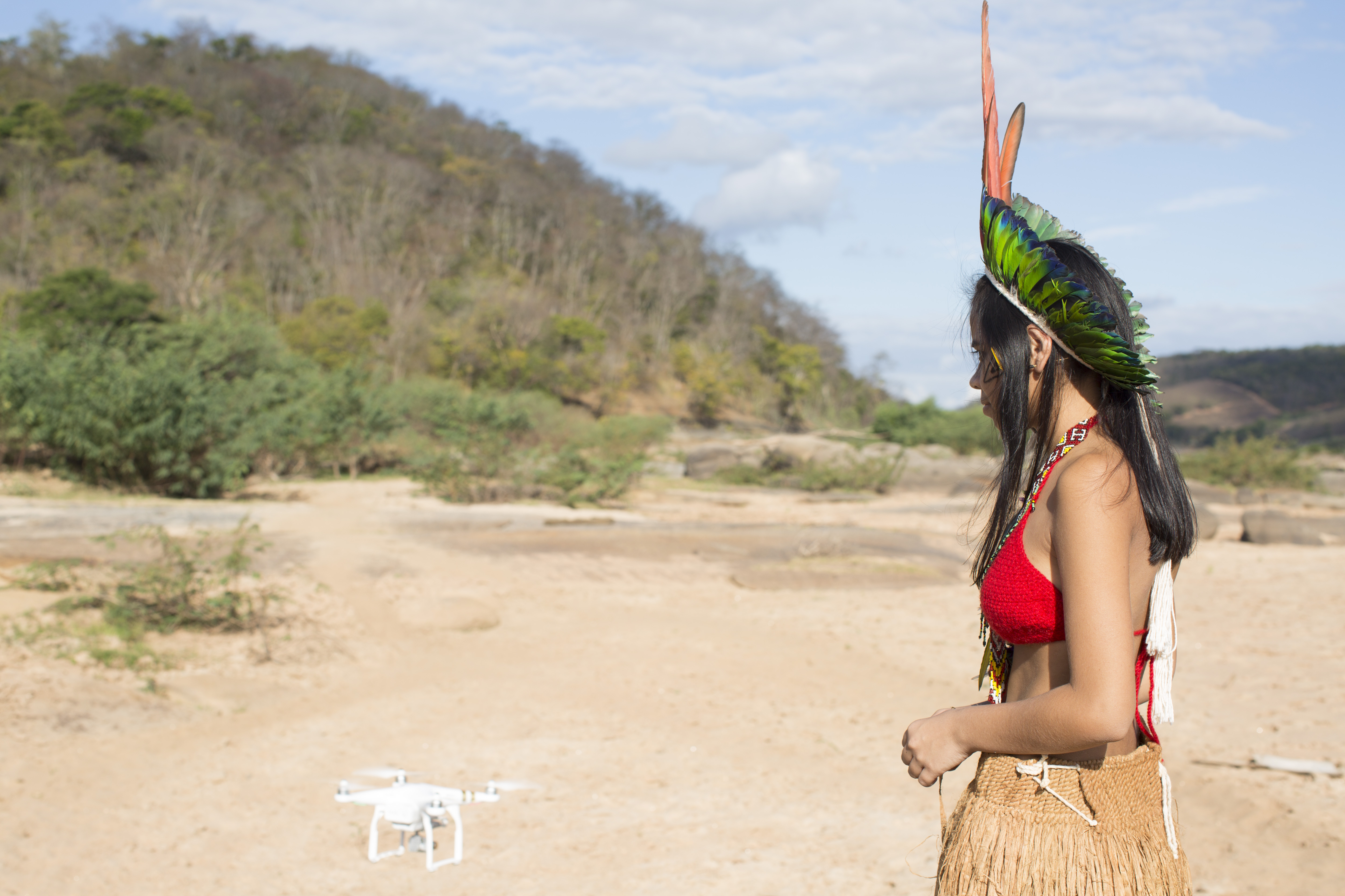 Fechando a programa&ccedil;&atilde;o especial, o document&aacute;rio Krenak ser&aacute; exibido no dia 28, &agrave;s 21h, retratando a resist&ecirc;ncia do povo ind&iacute;gena mineiro frente &agrave; perda de territ&oacute;rio e &agrave; luta pela preserva&ccedil;&atilde;o de sua identidade cultura