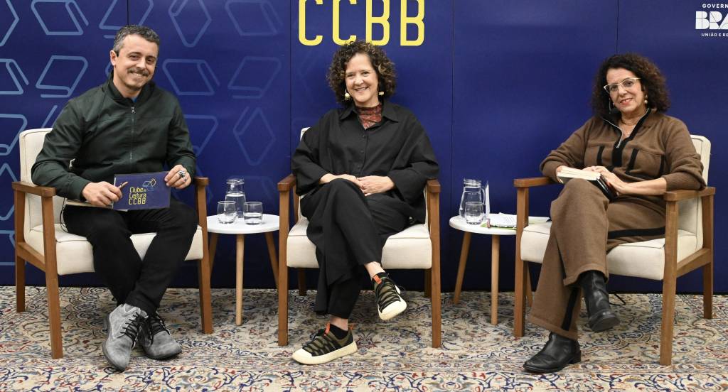 Era “Clube de Leitura”, mas parecia show de rock